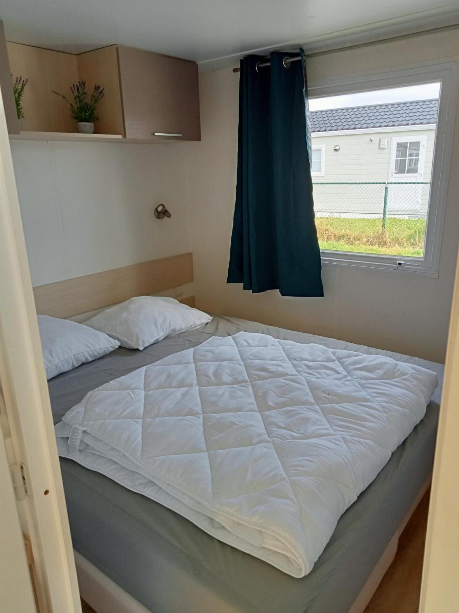 Stacaravan Bredene Met Tuin Nr 2126 Dış mekan fotoğraf